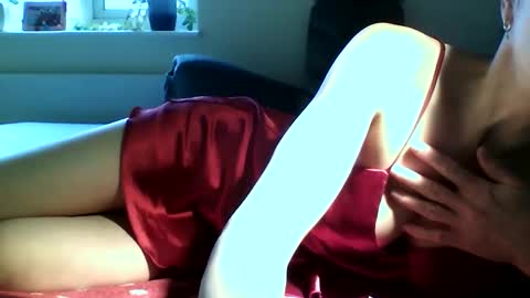 Snapshot of fitbut chatting on 03/02/25, 07:21 Fitbut online show from 03/02/25, 07:21