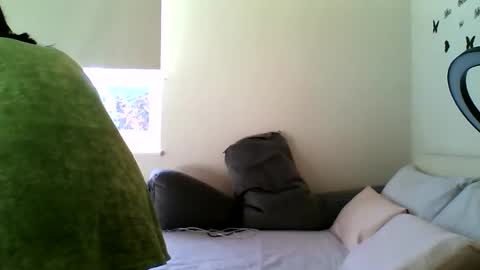 Snapshot of fitbut chatting on 09/14/25, 06:45 Fitbut online show from 09/14/25, 06:45