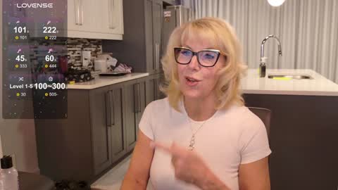 Bianca online show from 01/11/25, 05:40