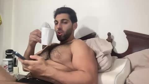 Snapshot of fitcurvyman4fun_69 chatting on 11/10/25, 02:05 fitcurvyman4fun_69 online show from 11/10/25, 02:05