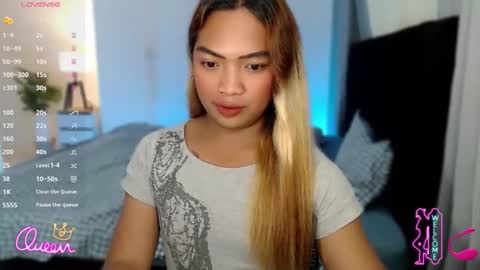 Snapshot of fitfemme_anna chatting on 03/16/26, 06:17 fitfemme_anna online show from 03/16/26, 06:17