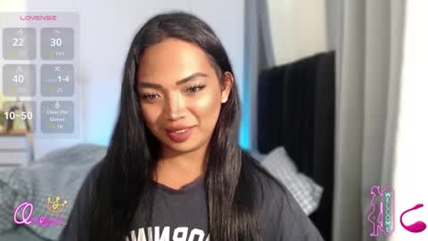 Snapshot of fitfemme_anna chatting on 03/22/26, 04:38 fitfemme_anna online show from 03/22/26, 04:38