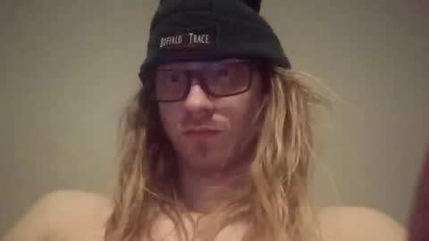 fitfungi7 online show from 03/31/26, 04:46