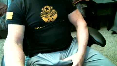 fitguy40 online show from 01/06/25, 08:07