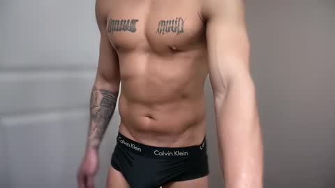 Snapshot of fithornyandtatted chatting on 02/13/26, 04:47 fithornyandtatted online show from 02/13/26, 04:47