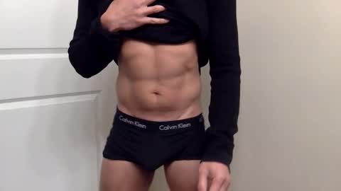 Snapshot of fithornyandtatted chatting on 03/15/26, 04:24 fithornyandtatted online show from 03/15/26, 04:24