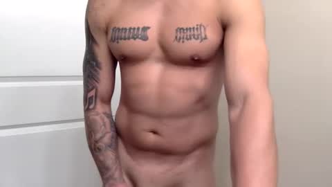 Snapshot of fithornyandtatted chatting on 04/27/26, 10:30 fithornyandtatted online show from 04/27/26, 10:30