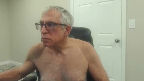 Snapshot of fitman999 chatting on 01/20/25, 06:31 Jon online show from 01/20/25, 06:31