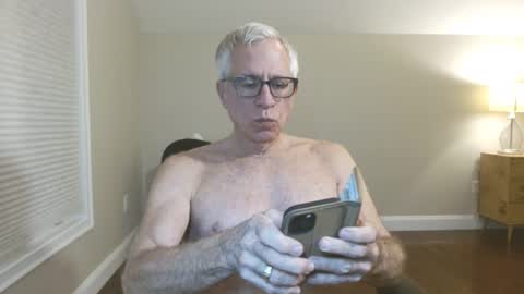 Snapshot of fitman999 chatting on 02/25/25, 03:09 Jon online show from 02/25/25, 03:09