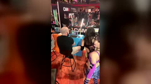 Snapshot of fitnessnerd6 chatting on 01/18/26, 12:36 fitnessnerd6 online show from 01/18/26, 12:36