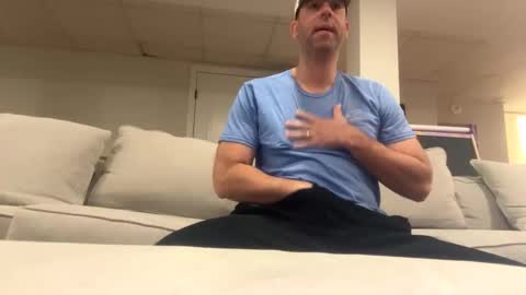 fittallhungdilf online show from 03/30/26, 09:38
