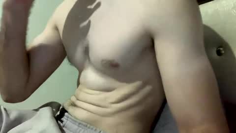 Snapshot of fittbigdick chatting on 05/20/26, 07:09 FittBoy online show from 05/20/26, 07:09
