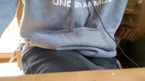 Snapshot of fiveforwilly1 chatting on 11/16/25, 01:06 Markus online show from 11/16/25, 01:06