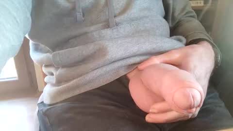 Snapshot of fiveforwilly1 chatting on 03/01/26, 07:43 Markus online show from 03/01/26, 07:43