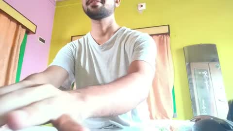 Snapshot of fizz_04_fun chatting on 06/18/26, 04:35 Ur BoyToy online show from 06/18/26, 04:35