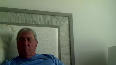 Snapshot of fjcs73 chatting on 04/24/26, 05:04 fjcs73 online show from 04/24/26, 05:04