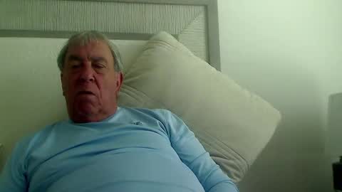 Snapshot of fjcs73 chatting on 05/25/26, 04:24 fjcs73 online show from 05/25/26, 04:24