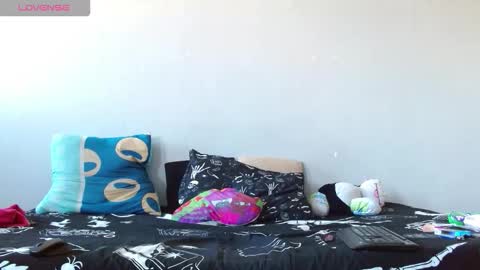 Snapshot of flacapaisa chatting on 10/04/25, 09:35 nova online show from 10/04/25, 09:35