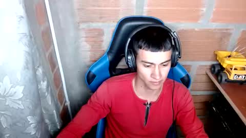 Snapshot of flacolatind chatting on 01/05/25, 02:06 FLACO online show from 01/05/25, 02:06