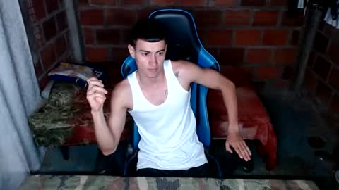 Snapshot of flacolatind chatting on 01/26/25, 04:51 FLACO online show from 01/26/25, 04:51