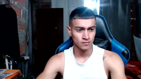 Snapshot of flacolatind chatting on 11/29/25, 02:14 FLACO online show from 11/29/25, 02:14