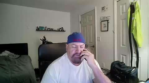 Florida guy online show from 01/03/25, 08:43