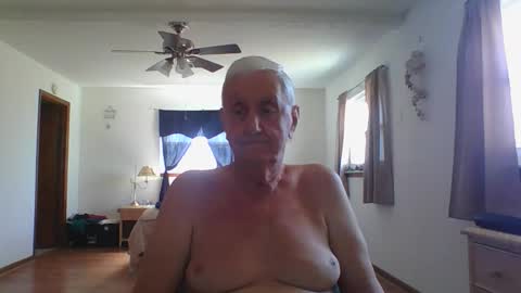 Snapshot of flamale65to chatting on 02/23/26, 06:27 flamale65to online show from 02/23/26, 06:27