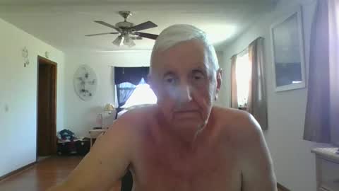 Snapshot of flamale65to chatting on 04/16/26, 05:36 flamale65to online show from 04/16/26, 05:36