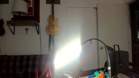 Snapshot of flanneldong chatting on 03/18/26, 01:53 Flannel Dong online show from 03/18/26, 01:53