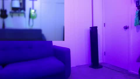 Snapshot of flanneldong chatting on 03/25/26, 07:36 Flannel Dong online show from 03/25/26, 07:36