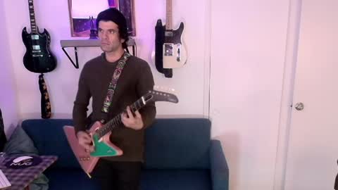 Snapshot of flanneldong chatting on 04/01/26, 09:23 Flannel Dong online show from 04/01/26, 09:23