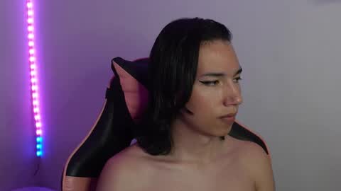 Snapshot of flaream_angel chatting on 02/14/25, 02:50 Alexa online show from 02/14/25, 02:50