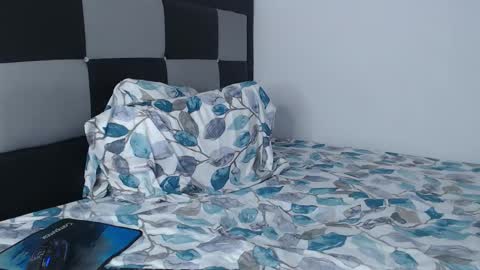 Steven and Daniel online show from 12/17/25, 04:24