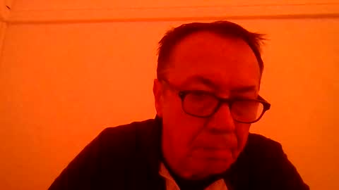 Snapshot of flenzo44 chatting on 12/02/25, 05:46 flenzo44 online show from 12/02/25, 05:46