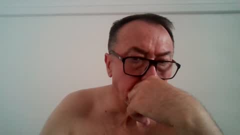 Snapshot of flenzo44 chatting on 07/18/26, 10:30 flenzo44 online show from 07/18/26, 10:30