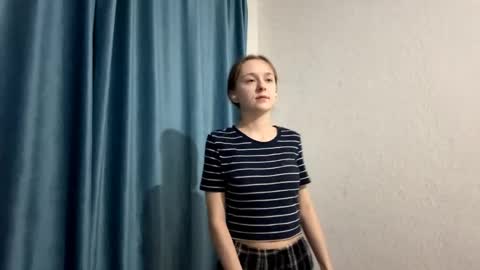 Emma online show from 03/01/26, 01:18