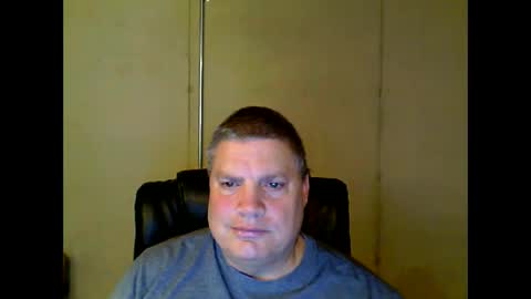 Snapshot of fletch32 chatting on 12/28/24, 03:48 jd online show from 12/28/24, 03:48