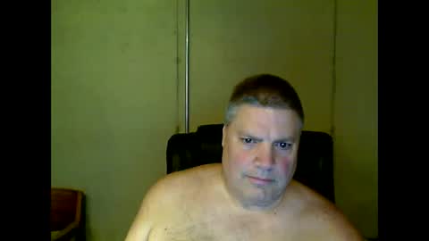 Snapshot of fletch32 chatting on 02/23/25, 04:17 jd online show from 02/23/25, 04:17