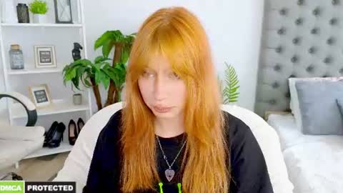 fleur_fox online show from 07/16/26, 09:26