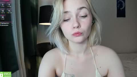 Snapshot of fleurdelisa chatting on 03/21/26, 04:50 Lisa online show from 03/21/26, 04:50