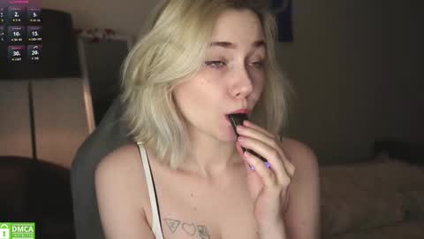 Snapshot of fleurdelisa chatting on 03/22/26, 09:51 Lisa online show from 03/22/26, 09:51