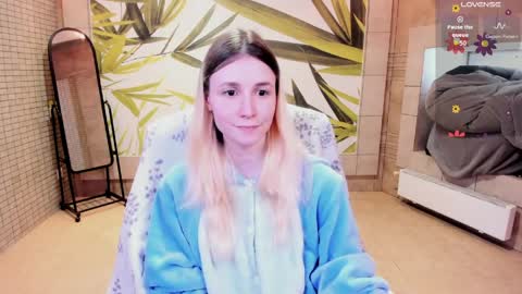 Snapshot of fleximona chatting on 04/04/26, 09:40 FlexiMona online show from 04/04/26, 09:40