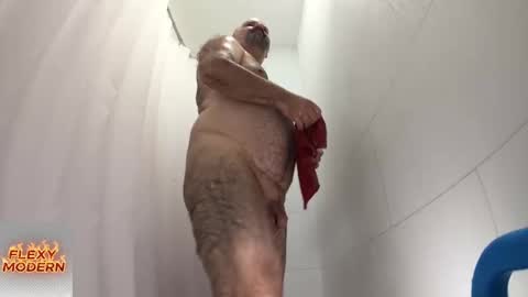 Snapshot of flexymodern chatting on 09/27/25, 10:59 Matt Masterson online show from 09/27/25, 10:59