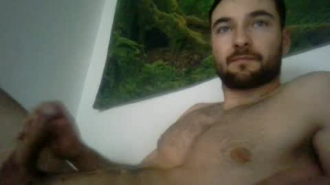 Snapshot of fliegender chatting on 06/18/26, 01:26 fliegender online show from 06/18/26, 01:26