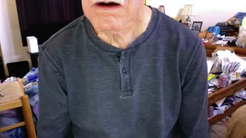 Snapshot of flip4u chatting on 01/08/25, 09:23 flip4u online show from 01/08/25, 09:23