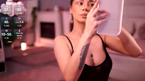 Ana online show from 11/23/25, 01:38