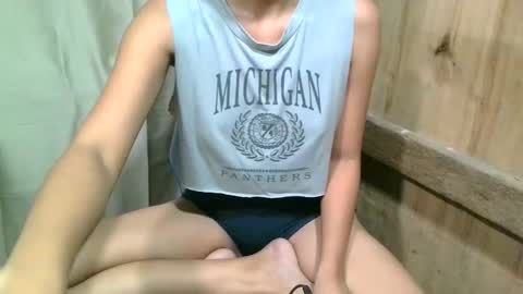 Angel online show from 02/19/25, 05:27