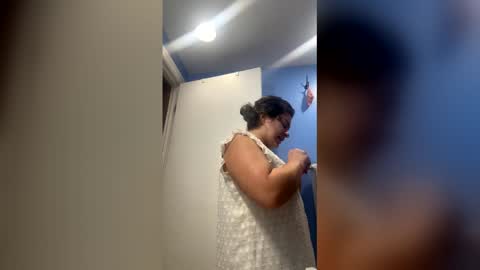 Snapshot of flirtygirlyy chatting on 04/06/26, 06:42 Ive Retired From Camming online show from 04/06/26, 06:42