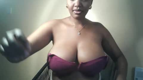 Snapshot of flirtymimie chatting on 05/17/26, 11:06 flirtymimie online show from 05/17/26, 11:06