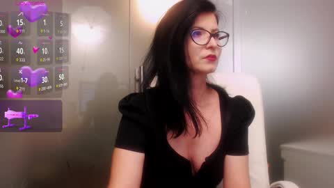 flirtysecretary123 online show from 10/03/25, 09:39
